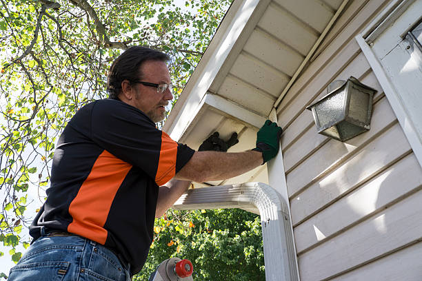 Best Garage Cleanout  in Fortuna, CA
